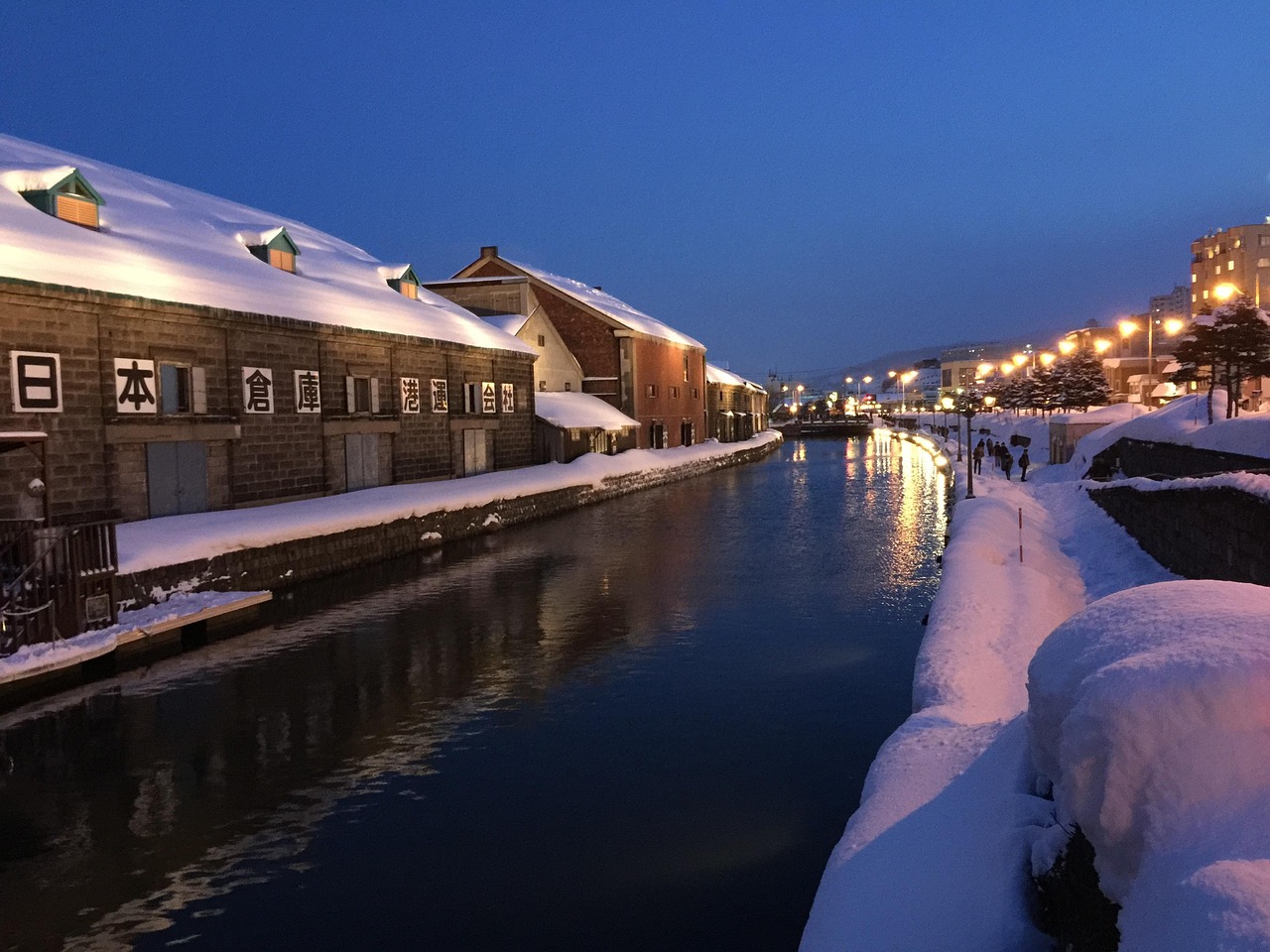 五月冰雪大世界门票价格详解，揭秘冰雪奇缘全攻略
