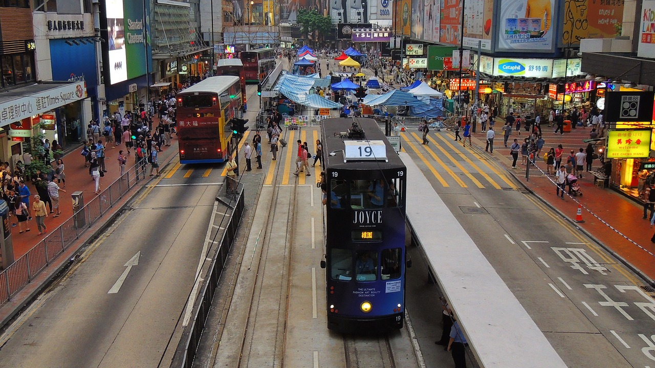 五月香港三级电视，探索之路与争议之声